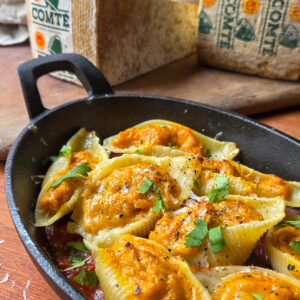 Conchiglioni gevuld met pompoen en Comté