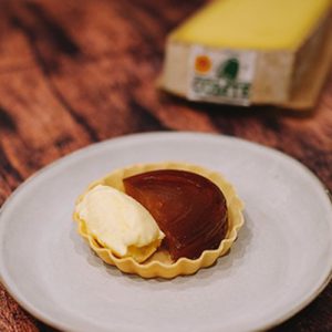 Comté taart tatin & ijs X Whoogy’s