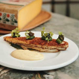 Zeetong met Comté, slakken en spinazie X Sven Ornelis