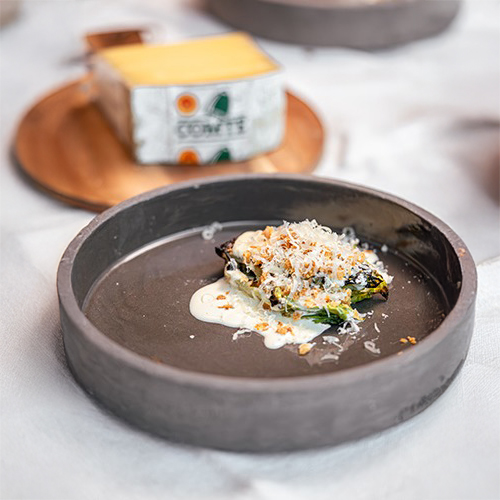 Sucrine grillée, sauce anchois & Comté AOP 36 X Whoogy’s