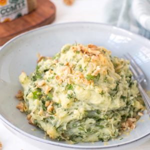 Aardappelpuree met Comté en walnoten